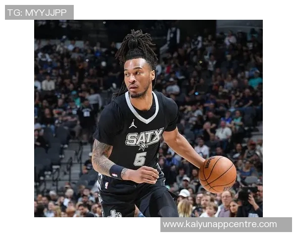 卡斯尔盛赞保罗对新秀赛季的巨大帮助学习收获颇丰