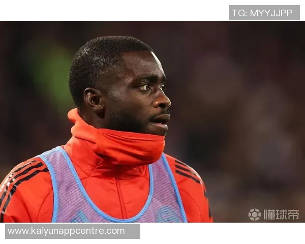 拜仁慕尼黑宣布与27岁中卫于帕续约至2030年年薪保持在2000万欧元不变